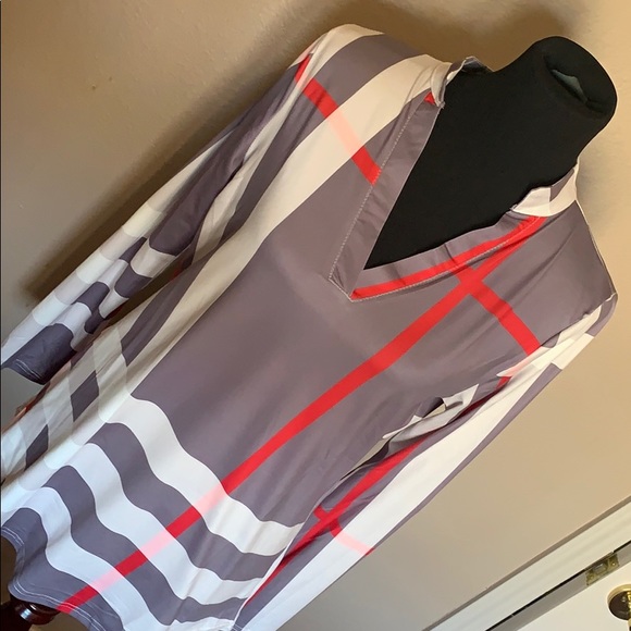 Tunic - Picture 2 of 3